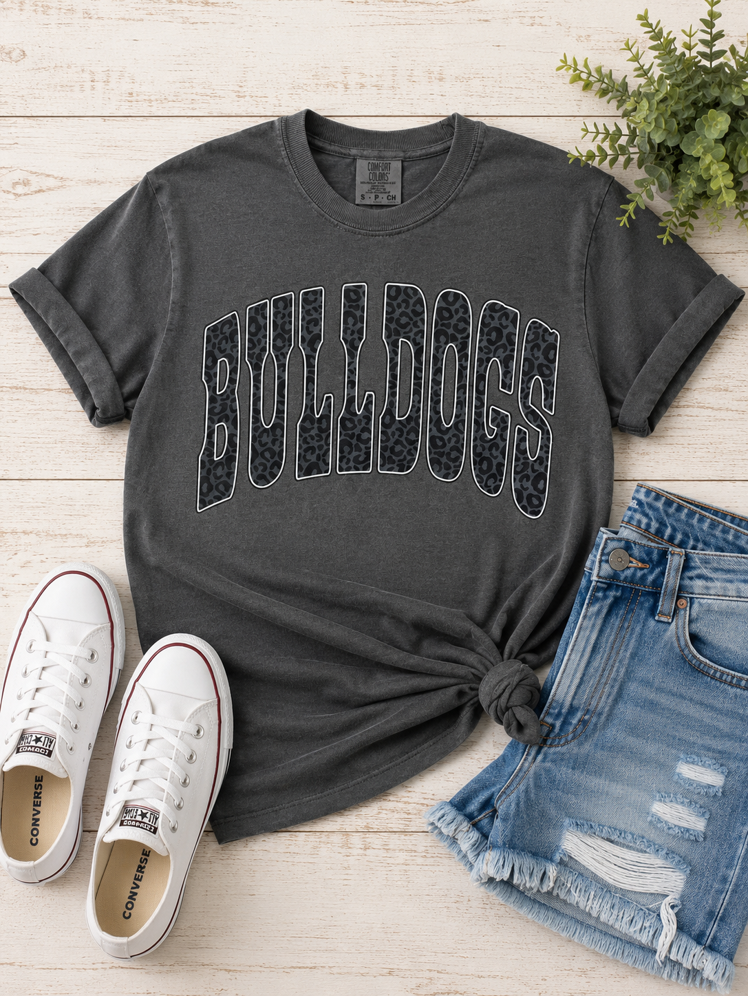 Bulldogs Leopard Graphic Tee