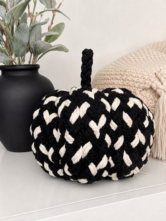 Cozy Knit Pumpkin