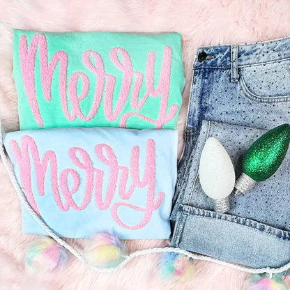 LIGHT PINK MERRY FLUFFY TEE